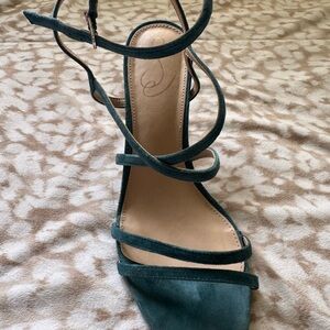 Elegant Green Strappy Women's Sandals